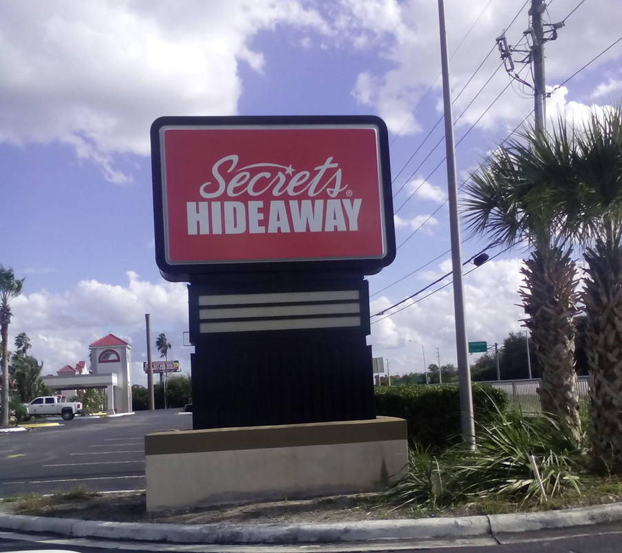 Pole Sign 2 800